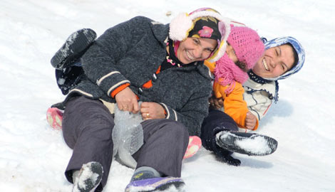 Karakışa sevinen bir onlar