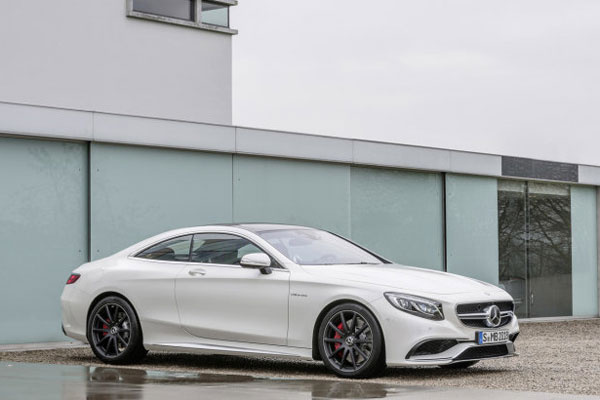 Mercedes-Benz S63 AMG Coupe gün yüzüne çıktı!