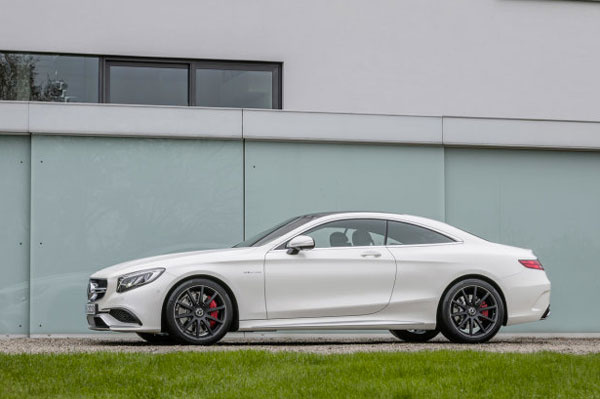 Mercedes-Benz S63 AMG Coupe gün yüzüne çıktı!