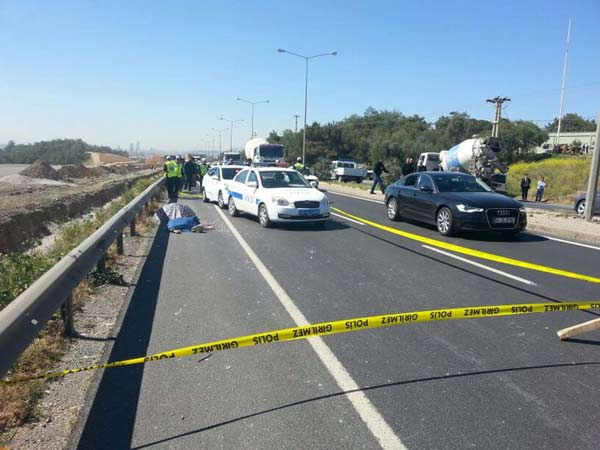 İzmir'de korkunç kaza! Bir polis şehit oldu