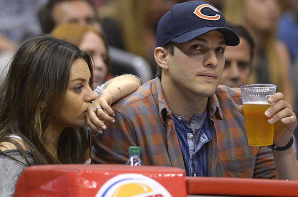 Mila Kunis ve Ashton Kutcher çifti bebek bekliyor!