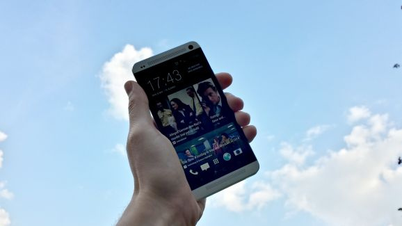 Çok daha iyi akıllı telefon HTC One (M8)