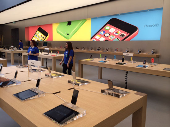 Apple Store İstanbul'dan ilk görüntüler