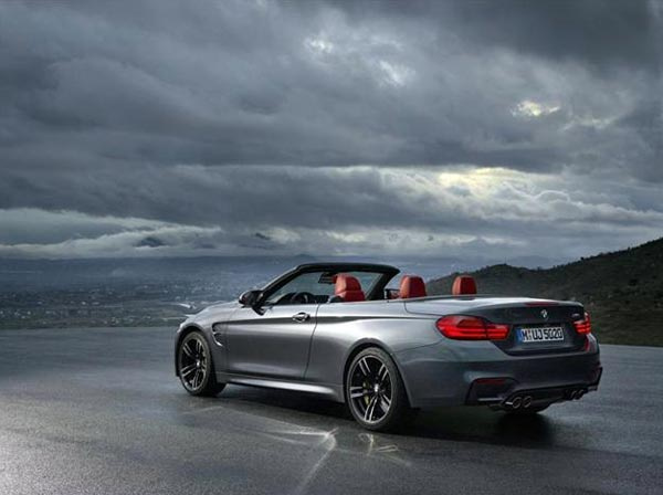 BMW M4 Cabrio New York Otomobil Fuarı'na hazır!