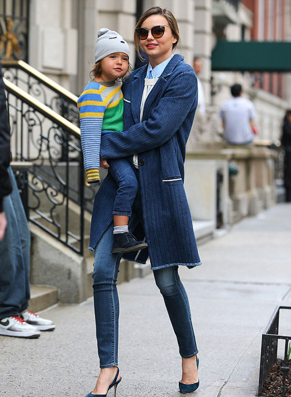 Miranda Kerr ve oğlu New York'da yakalandı