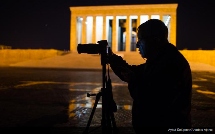 Anıtkabir gece işte böyle görünüyor!