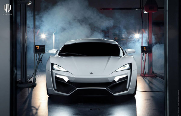 Dünya'nın en pahalı aracı Lykan Hypersport