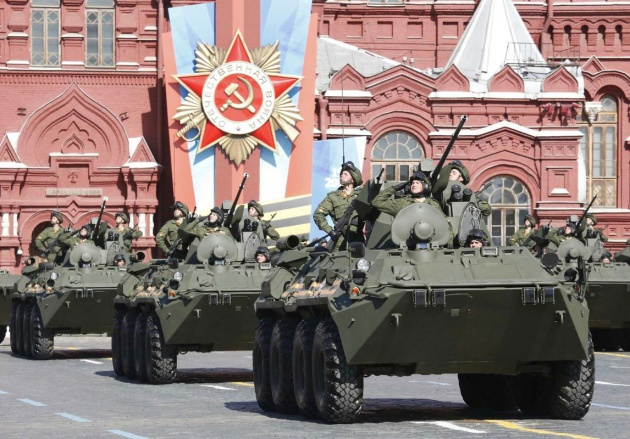Rusya'dan NATO'ya gövde gösterisi