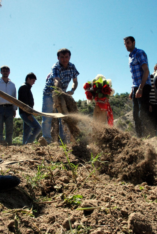 Soma'dan acı bir haber daha! Yine cenazeler karıştı