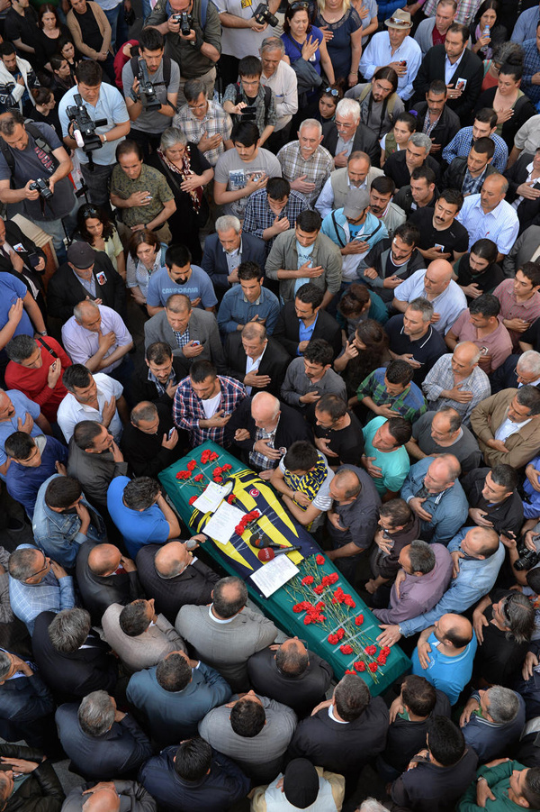 Kurt için Okmeydanı Cemevi'nde tören düzenlendi