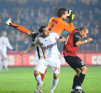 Aslan Ali Sami Yen'de buz kesti