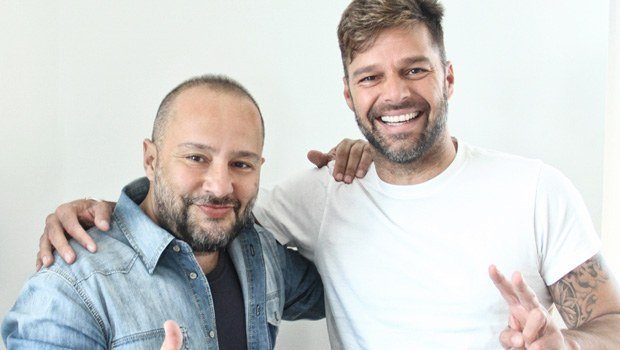 Ricky Martin'den Hülya Avşar'a mesaj var