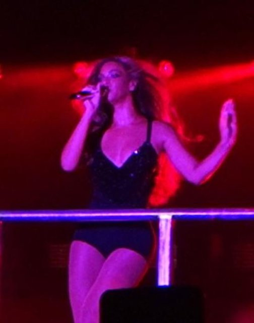Beyonce'dan unutulmaz şov!