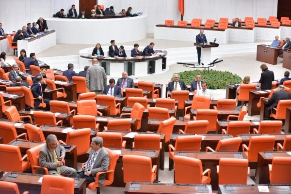 CHP'den istifa edip AK Parti'ye geçince...