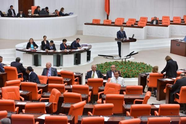 CHP'den istifa edip AK Parti'ye geçince...