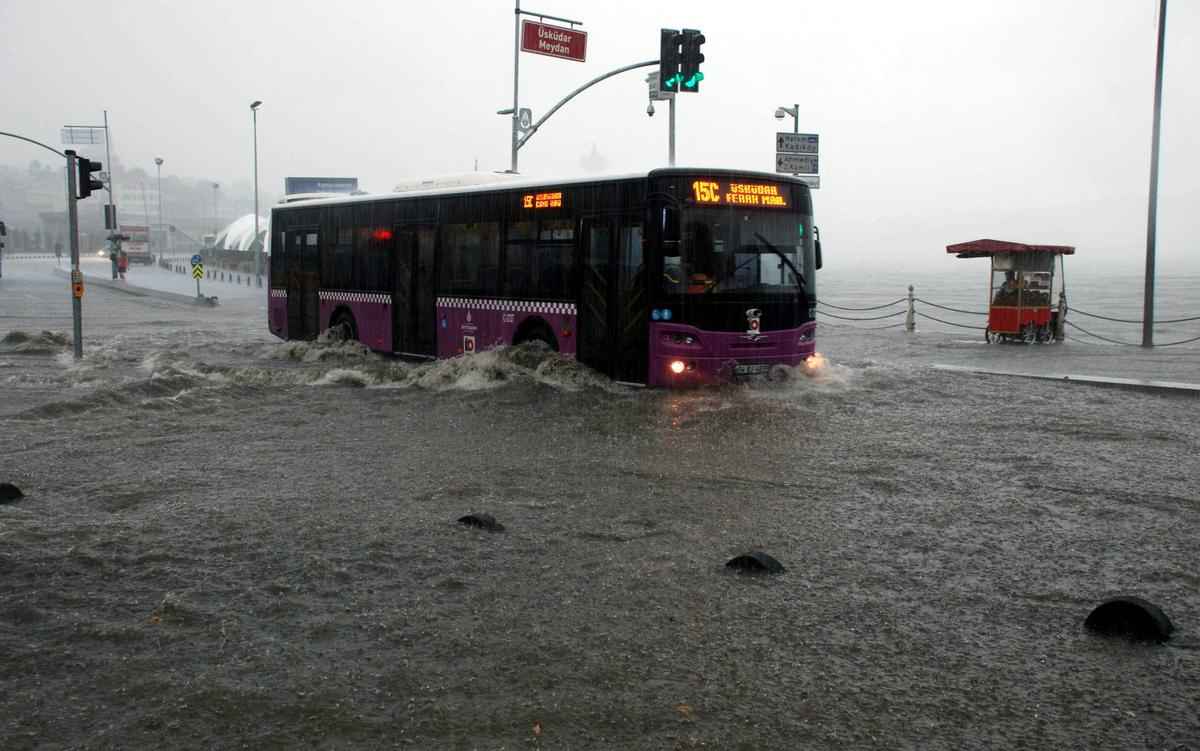 Üsküdar'da yine aynı manzara