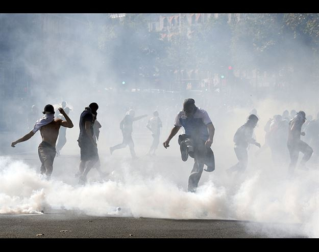 Paris'te İsrail protestosu sokakları karıştırdı
