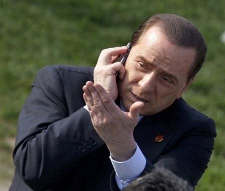 Berlusconi'yi ter bastı