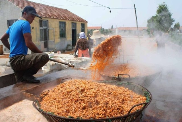 Bunun da sahtesini yaptı!