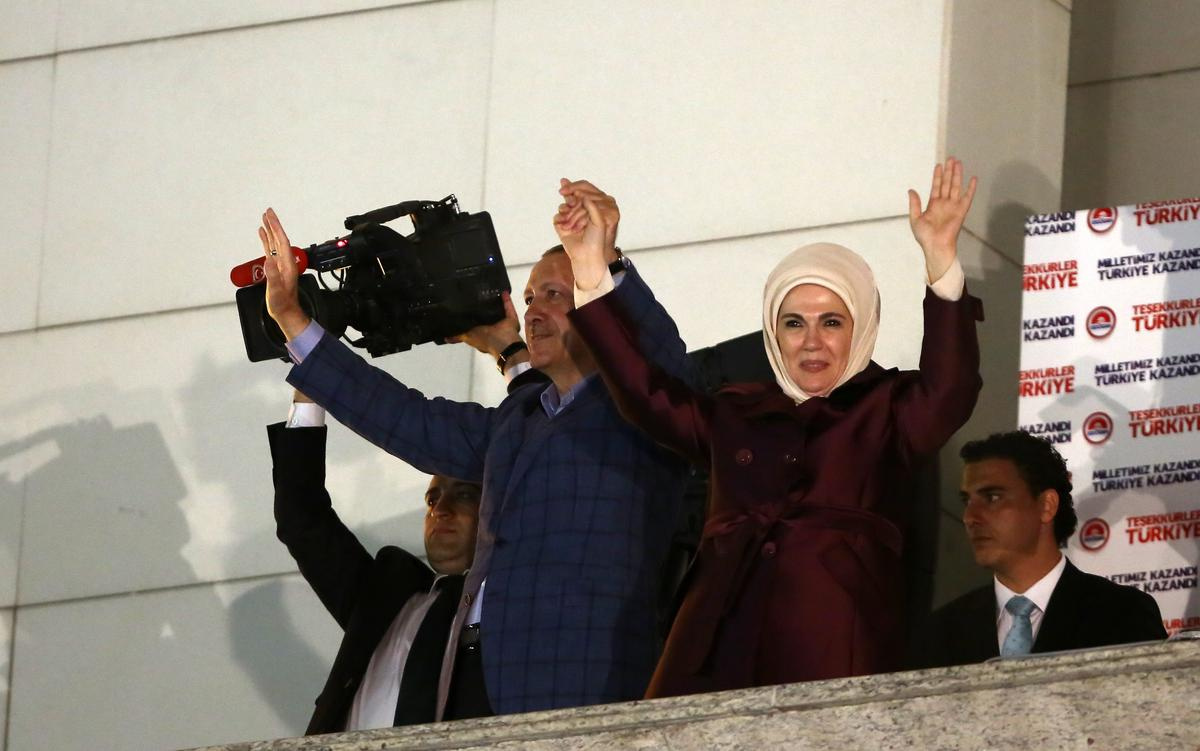 Cumhurbaşkanı Erdoğan'ın balkon konuşmasından fotoğraflar
