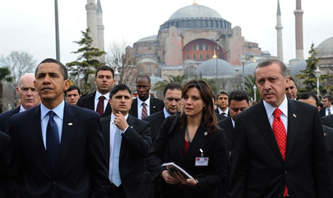 Bak orada senin adın yazıyor