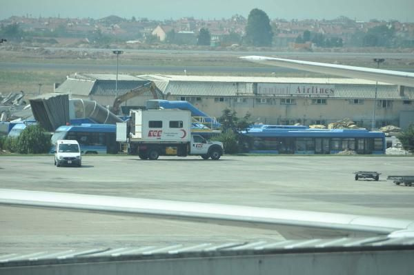 Atatürk Havalimanı'nda Ebola karantinası