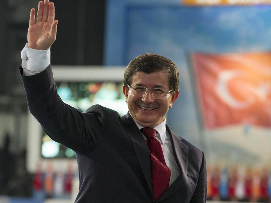 İşte Yeni Bakanlar Kurulu! Davutoğlu açıkladı