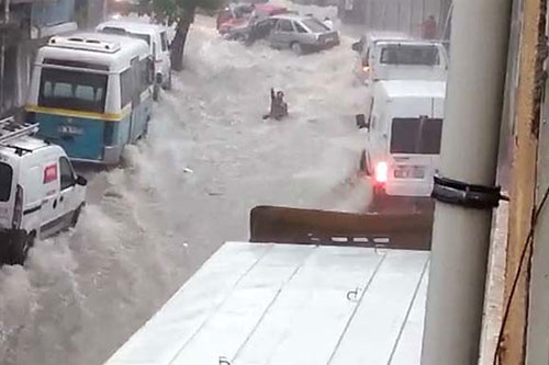 Tesadüfen yaşadığımızı gösteren 19 talihsiz olay