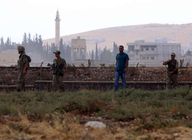 Kobani'de çatışmalar devam ediyor