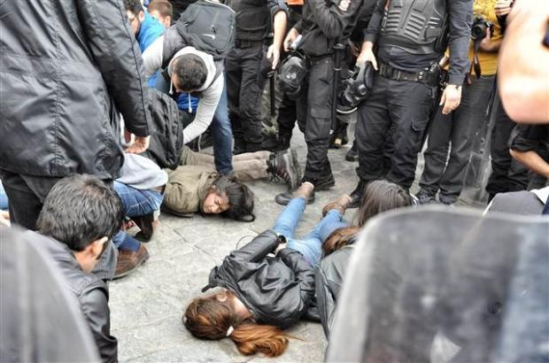 IŞİD protestosunda çok sayıda gözaltı