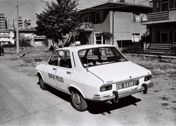 Geçmişten günümüze polis arabaları