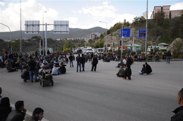 Tunceli'de mezarlık gerginliğine mola