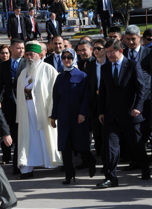 Başbakan Davutoğlu Nevşehir'de