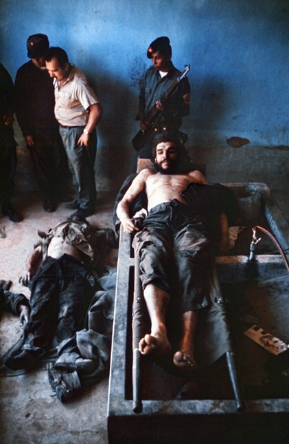 Che Guevara'nın ölümü sonrası fotoğrafları