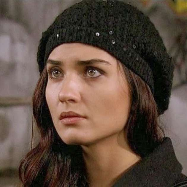 Tuba Büyüküstün�ün makyajsız hali Haber Sayfa 4