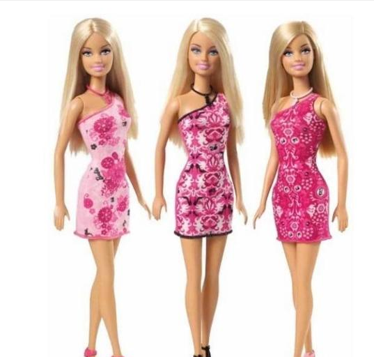 Artık Barbie'nin de selülitleri var