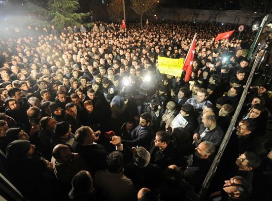 Fotoğraflarla 14 Aralık Operasyonu!