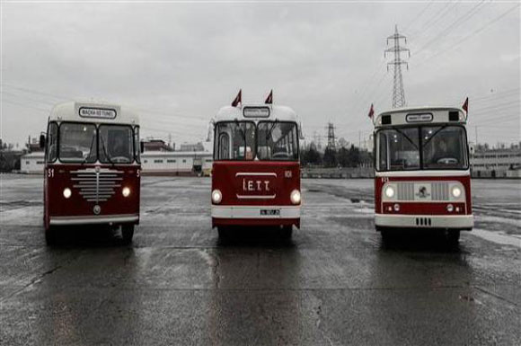 İstanbul'a nostaljik otobüsler geliyor