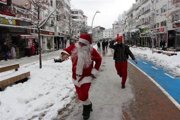 Renkli Noel Baba görüntüleri