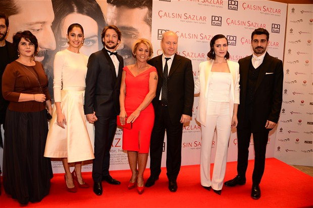Çalsın Sazlar film galasında Yılmaz Erdoğan tepkisi