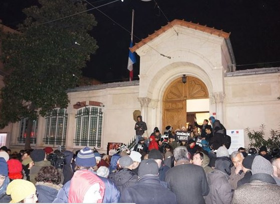 Taksim'de Hebdo saldırısı protesto edildi