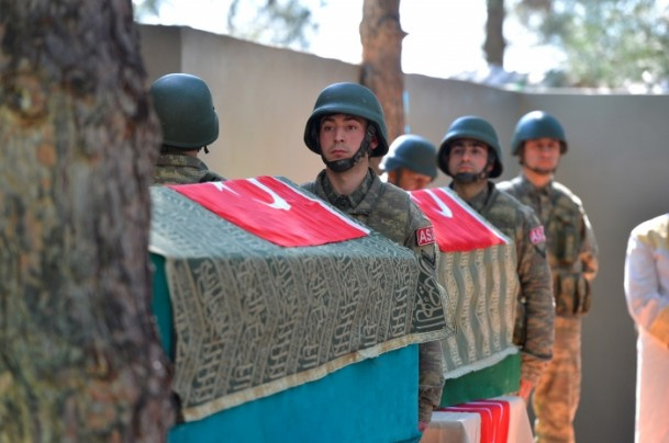 Süleyman Şah için askeri ve dini tören