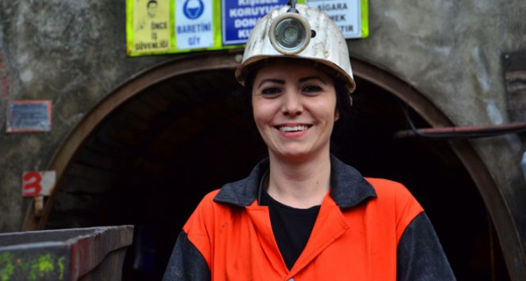 Dünya Kadınlar Günü'nü maden ocağında kutladı