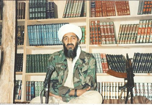Usame Bin Ladin'in hiç yayınlanmayan fotoğraflar