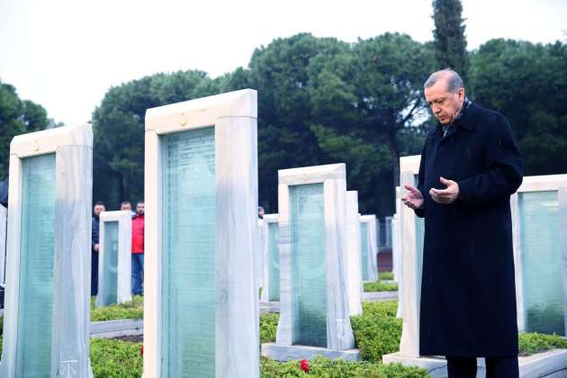 Cumhurbaşkanı Erdoğan Çanakkale Şehitler Abidesi'nde