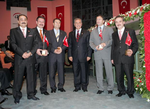 Bülent Arınç ve Melih Gökçek aynı karede