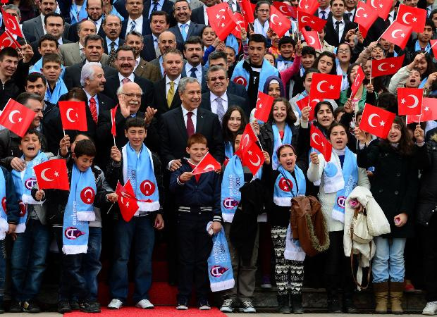 Bülent Arınç ve Melih Gökçek aynı karede