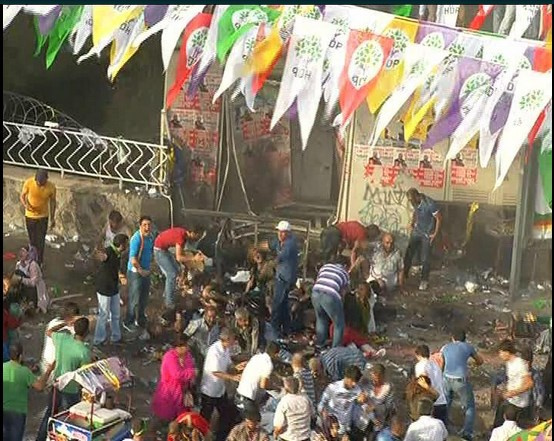 HDP'nin Diyarbakır mitinginde patlama