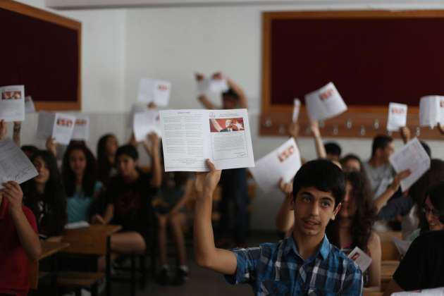 Okullarda karne heyecanı yaşandı