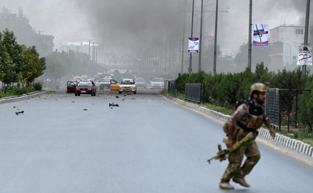 Taliban'dan Afganistan parlamentosuna intihar saldırısı